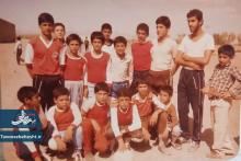 عکس تیم فوتبال نوجوانان مهتاب آران و بیدگل در ده 60